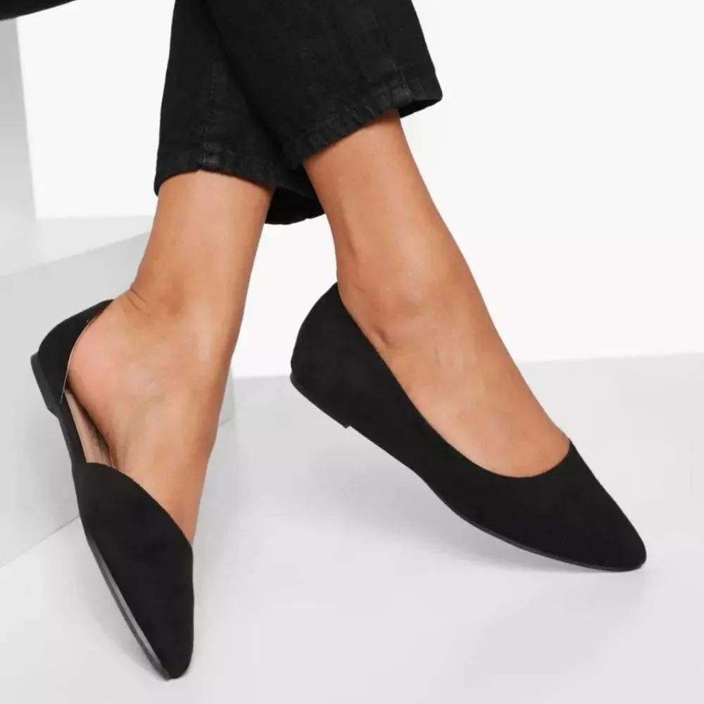 BRAND NEW TIME AND TRU WOMEN'S POINTED-TOES BALLET FLAT G1